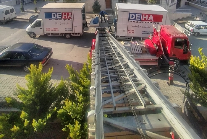 Antalya Evden Eve Nakliyat İçin Asansör Hizmeti